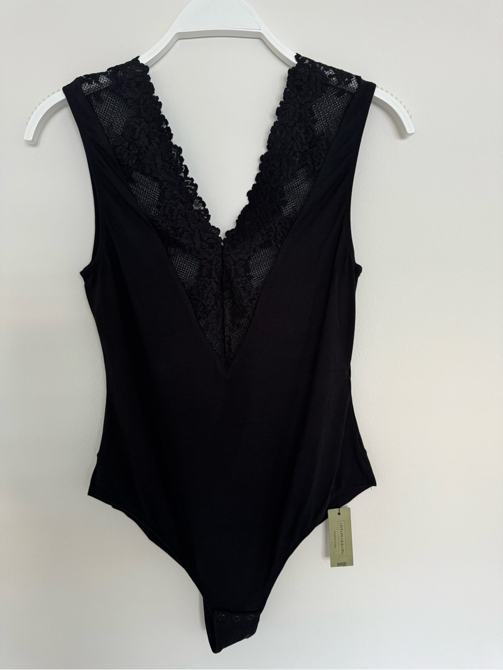 INTIMISSIMI Black Lace V-Plunge Bodysuit